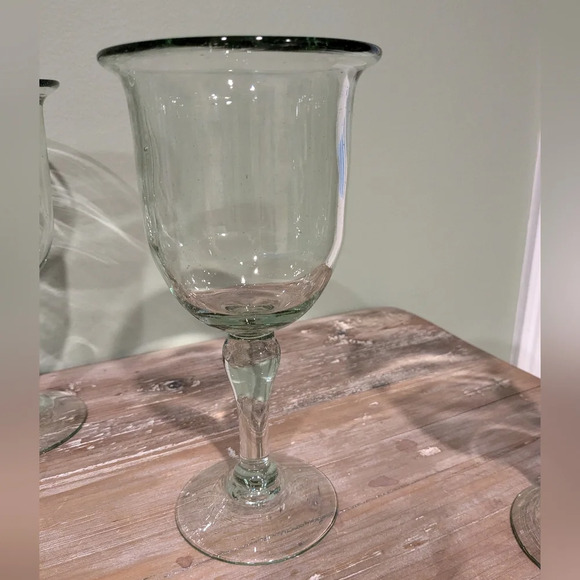 Set of 6 Casa by Pottery Barn water goblets - Picture 4 of 11
